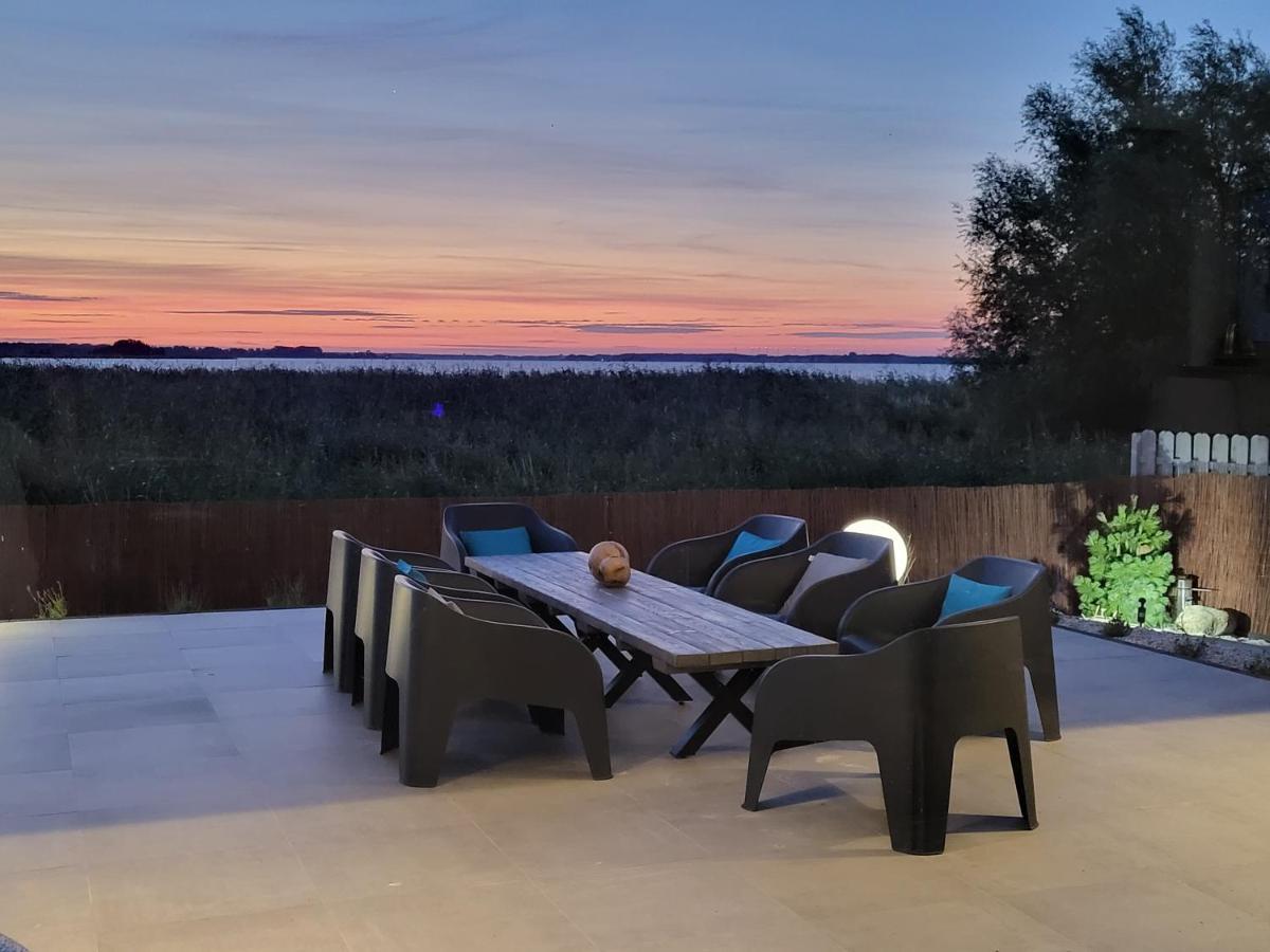 Robson Beach I Sauna, Jacuzzi ミエンジボジェ エクステリア 写真